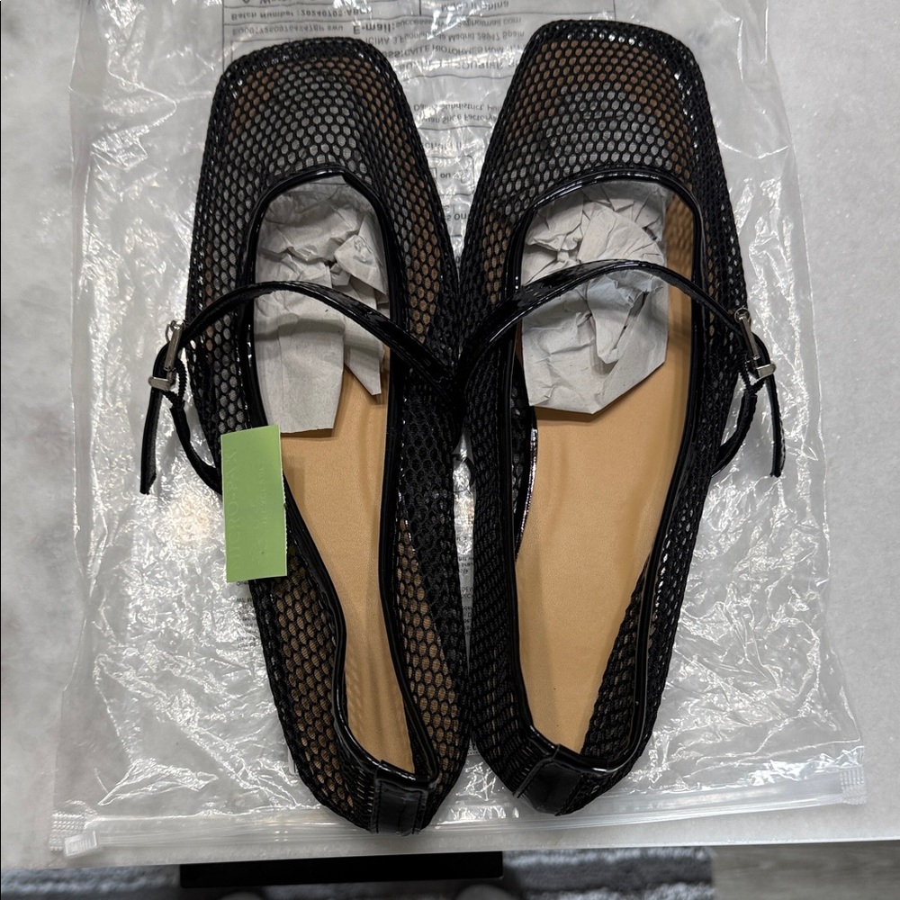 Elegant Black Mesh Women's Shoes